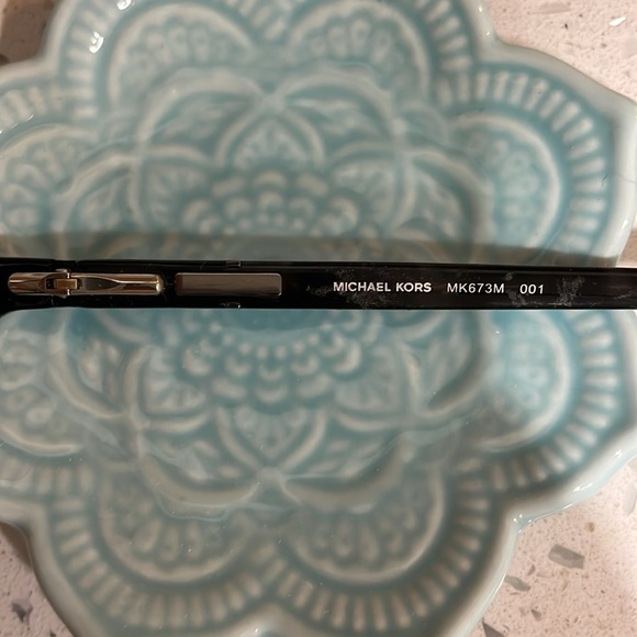 Michael Kors glasses~ frames, possibly 1.0 readers, preowned blk torti - Picture 9 of 12